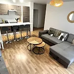 Flat In La Plaine St Denis