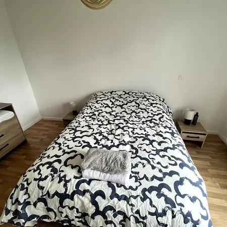 Flat In La Plaine St Denis