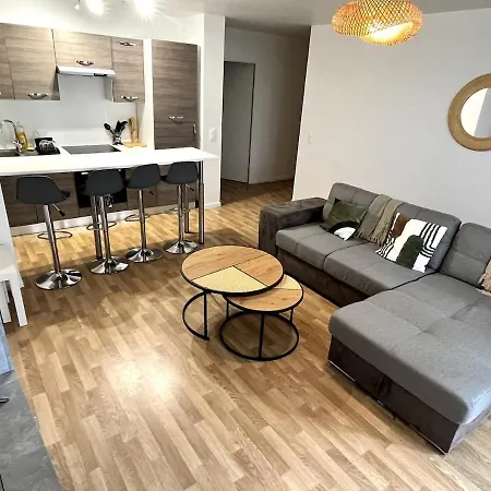 Flat In La Plaine St Denis